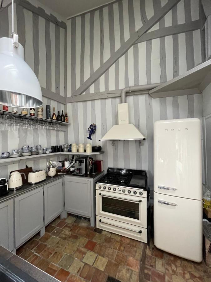 Le Loft Du Homard Bleu : Entre Ciel Et Mer Honfleur Extérieur photo